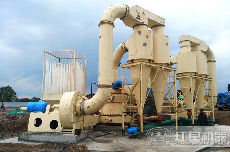 HGM德版節(jié)能細(xì)粉磨現(xiàn)場(chǎng)